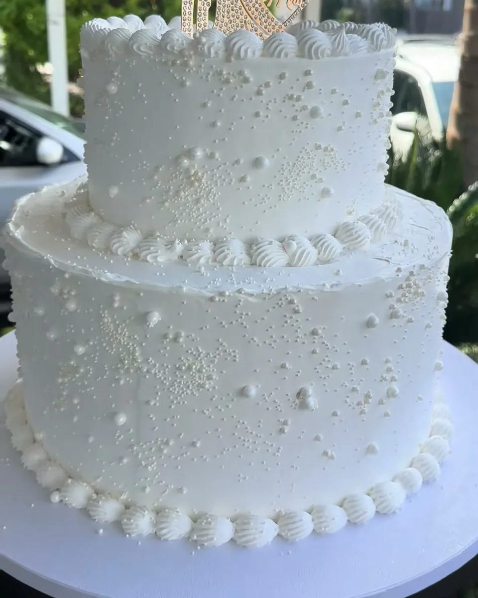 The Sister Cake: The wedding cake we baked for our own sister